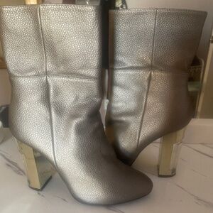 Super cute booties
